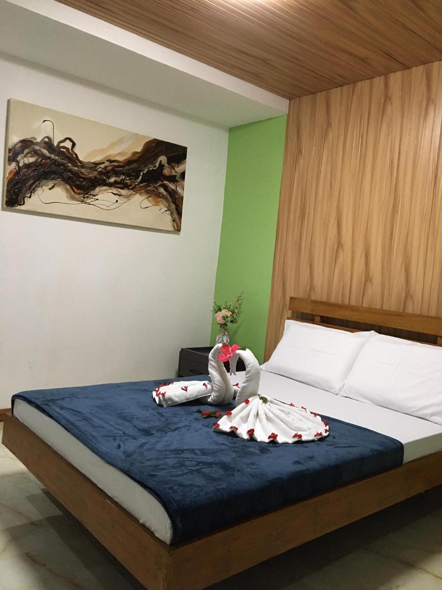 Gbu Loboc River Guesthouse Exterior foto